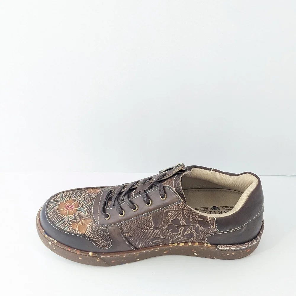 NWOT Spring Step L ' Artiste Leather Sneakers
